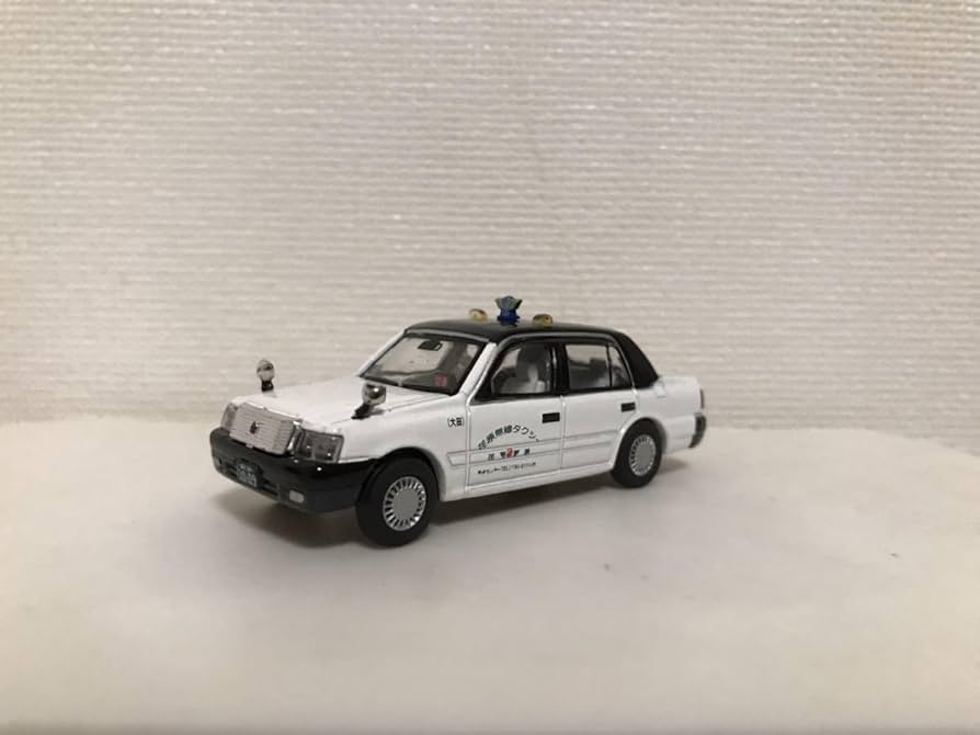 Amazon | タッカー タルガ 1/64 ミニカー クラウン コンフォート 荏原