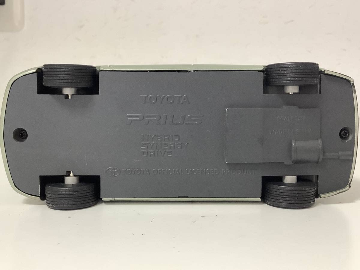 Amazon | ミニカー 2代目 プリウス20 後期型 2005年式~ 1/30 約