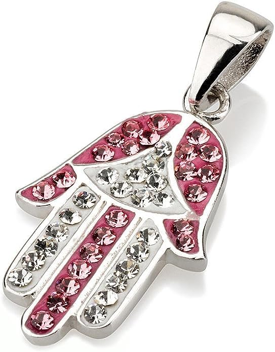 Pendentif Hamsa argent et pierres roses pour sublimer un décolleté terne