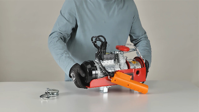Einhell Elektrische Kabeltakel TC-EH 500 (1.000 W, noodstopschakelaar, automatische rem en eindschakelaar, incl. 12 m twistvrije staalkabel, katrol met lasthaak en veiligheidsbeugel