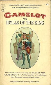 Paperback Camelot and Idylls of the King Book