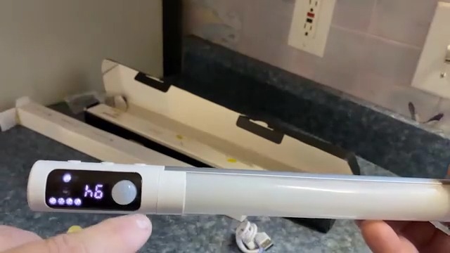 Image of 15.2inch Under Cabinet Lighting,2 Pack Sensor Light Indoor with Battery Level Display Function,Closet Light can be Disassembled for Handheld use,Wireless Under Counter Lights fo Bedroom, Kitchen