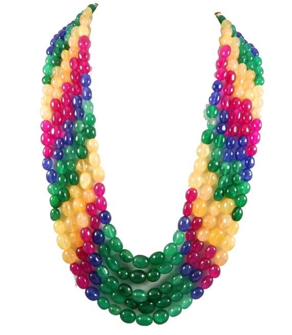 Collier multi saphir en perles ovales, le bijou idéal pour illuminer vos soirées