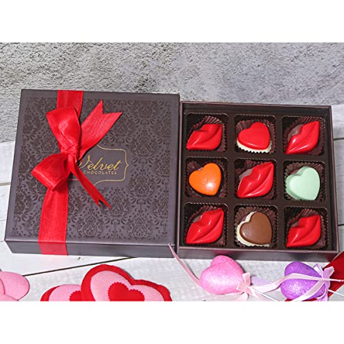 Image of Velvet Fine Chocolates Valentine Gift Hamper with Heart Shaped Chocolate for Husband, Wife, Girlfriend, Boyfriend, 130 Grams | Valentines's Day Gift with Greeting Card