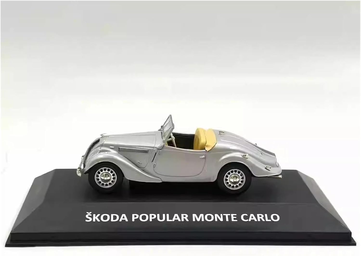 1 43 for Skoda Popular Alloy Car Diecasts Metal Supercar for Home Decoration image 4