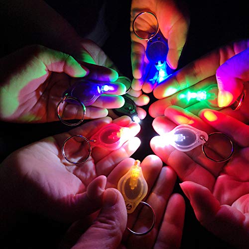 Raysoar (Pack Of 7) Multi-Colored Light Mini Led Keychain Flashlight, 6 Colors Light Key Ring Flashlight, Keychain Led Flashlight, Led Keychain Light - 6 Colors Light With 7 Colors Shell #TOP1