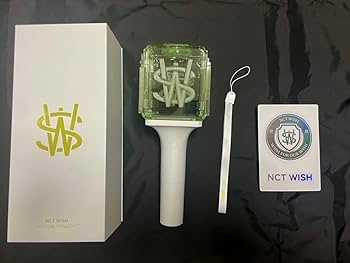 NCT DREAM ジェノ　公式トレカ　ペンライト NCT DREAM ジェノ 公式トレカ ペンライト NCT DREAM OFFICIAL