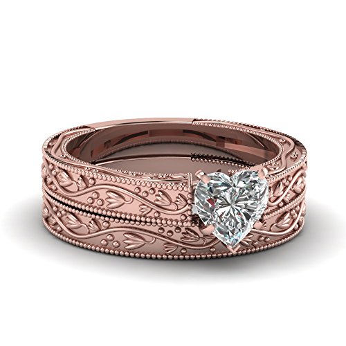 Bijoux fantaisie haut de gamme et ensemble nuptial en cœur gravé à offrir pour des fiançailles