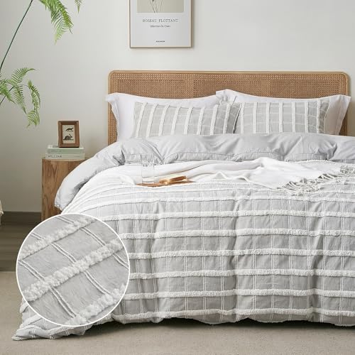 Image of Tufted Boho Grey Stripe King Duvet Cover with 2 Pillow Shams,No Comforter | Fluffy Brushed Microfiber, Button Closure,4 Corner Ties, Jacquard Weave, All Seasons, Grey Check Duvet Cover Set 104x90 in