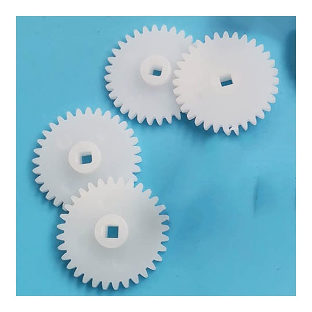 Sostituzione cuscinetti 40 pz 17mm Diametro Quadrato Ingranaggio In Plastica 32 Denti Foro 2x2mm Accessori Giocattolo F322A F323B 0.5M pignone(1.9x1.9mm)