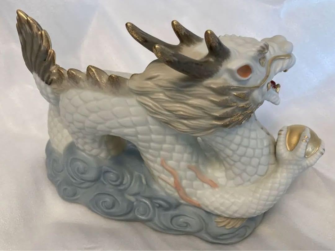 龍置物（室町招福辰（天翔龍）- 薬師窯 -） Amazon.co.jp: 龍置物（室町招福辰（天翔龍）- 薬師窯