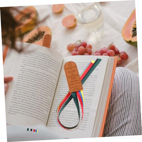 Marque-page en ruban et cuir pour organiser vos lectures de la Bible - 4