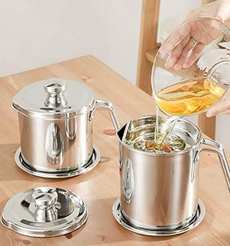 WUWEOT 2 L Bacon Grease Container with Strainer, Stainless Steel Oil Strainer Pot Grease Can with Dust-Proof Lid, Easy Grip Handle and Tray for Bacon Fat, Kitchen Cooking or Frying Oil