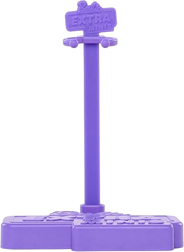 Vista 6 de Barbie Extra Minis - Muñeca y accesorios con cabello rubio con vestido brillante y encogedor peludo, 5.5 pulgadas