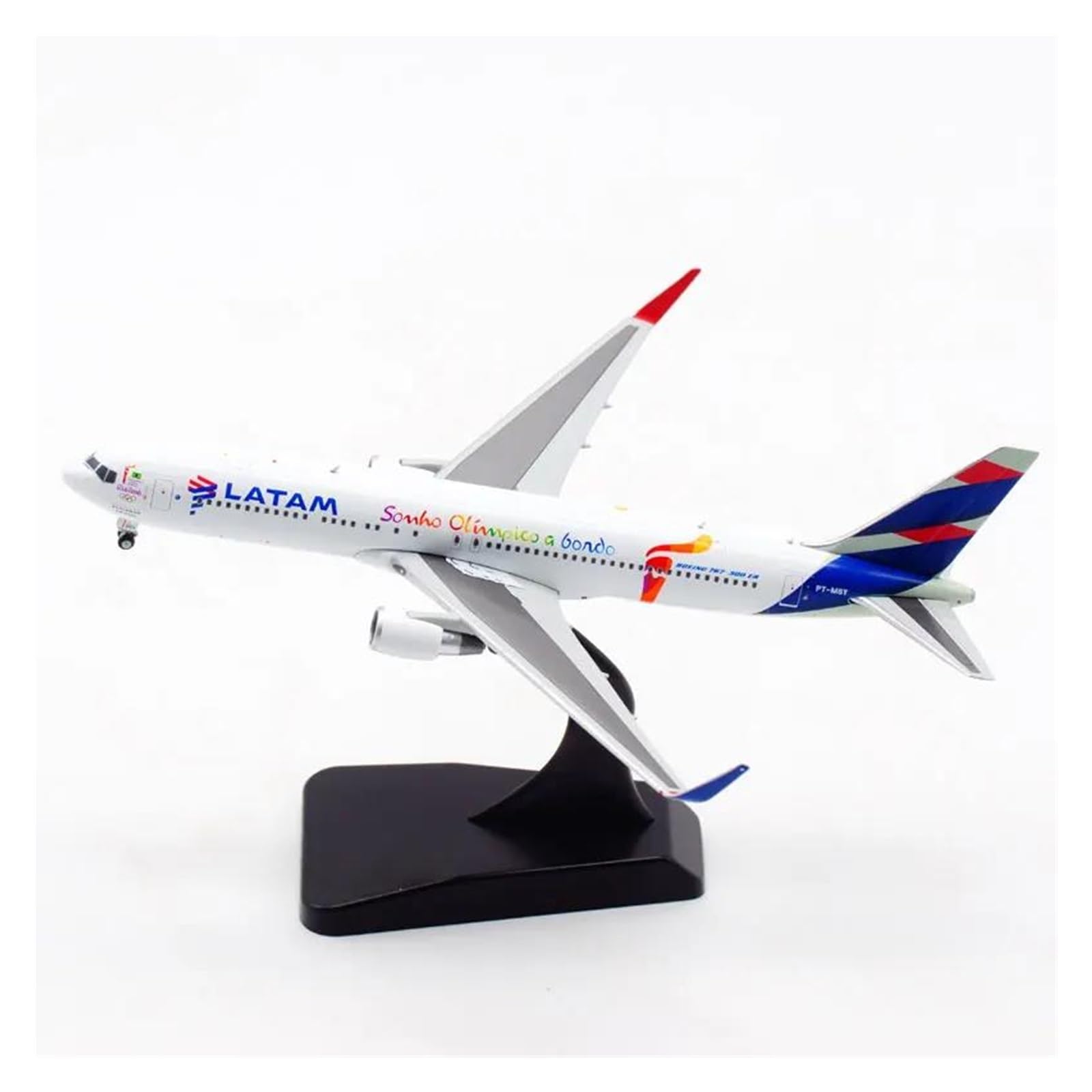 LATAM航空 航空機モデル 1/400 Amazon.co.jp: 航空機 1:400 スケール B767-300ER PT-MSY LATAM 航空