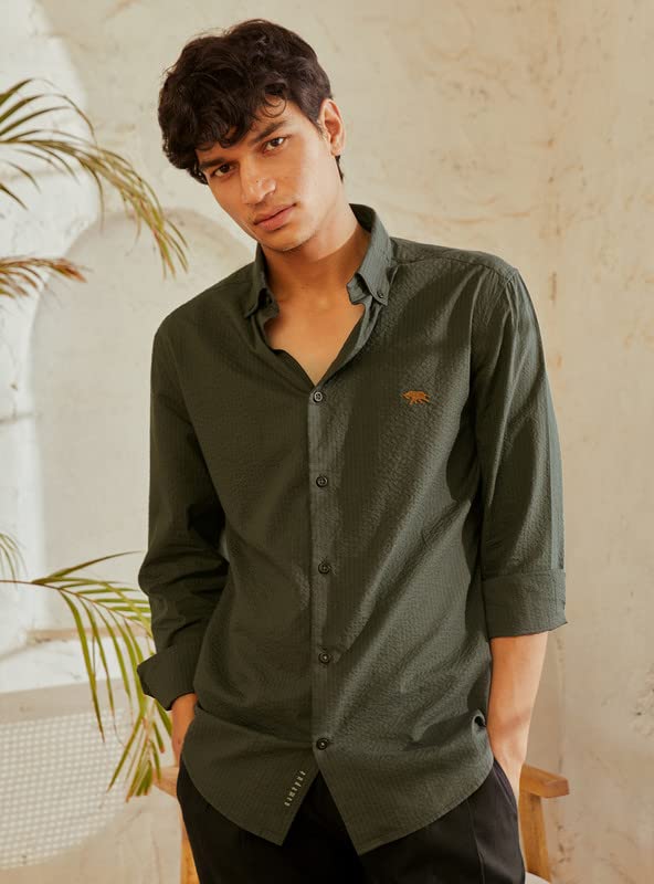 Image of Andamen Men's Seersucker Solid Regular Fit Shirt