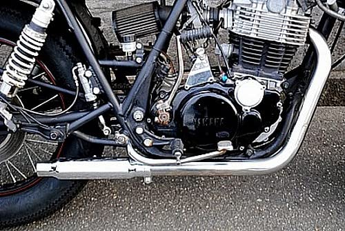 Amazon | 部品屋K&W SR400 ショーティーマフラー P26093AA | フル