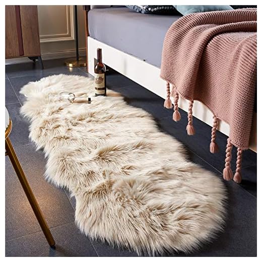 EasyJoy Ultra Soft Fluffy Shaggy Area Rug Faux Fur Rug Chair Cover Seat Pad Fuzzy Area Rug for Bedroom Floor Sofa Living Room (2 x 6 ft Sheepskin, Beige)
