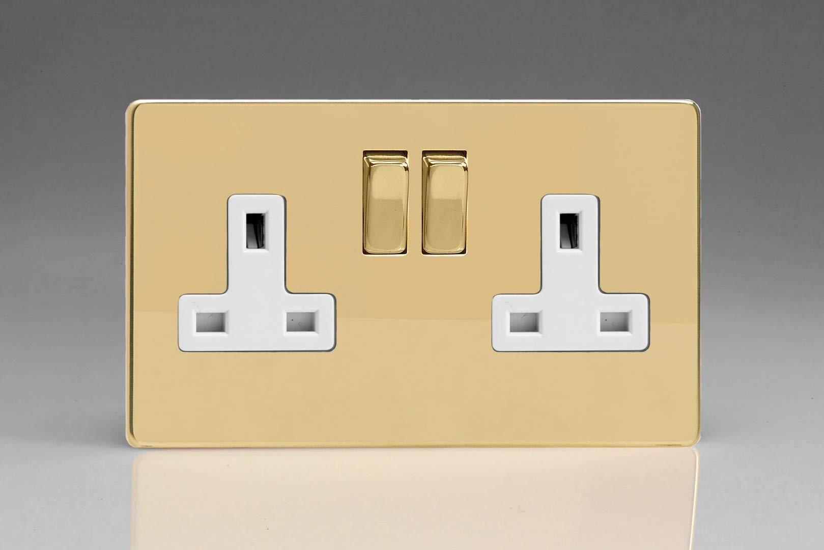 13A Socket Brass 2-Gang 2 Pole Screwless Polished + Brass/White Insert Varilight