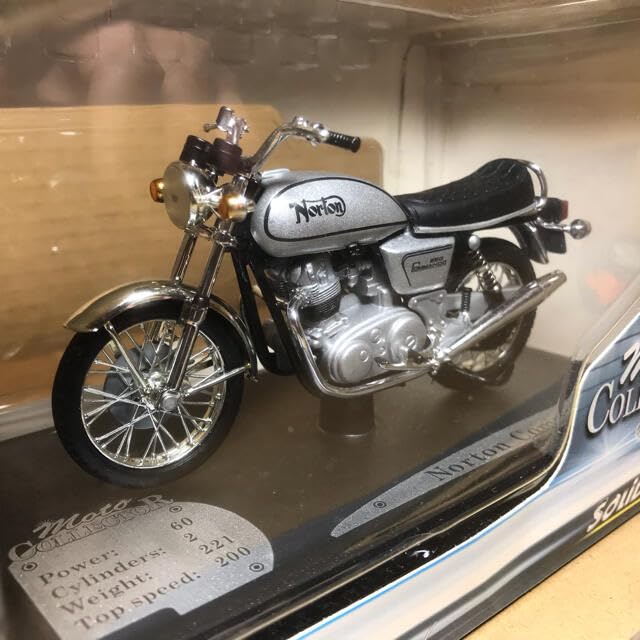 Amazon.co.jp: SOLIDO S 1/18 ノートン コマンド850バイク