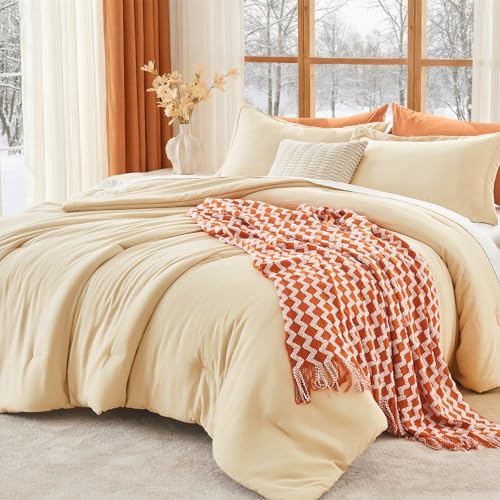 Image of MUXHOMO King Size Comforter Set, All Season Ultra Soft Down Alternative Bedding - 3 Piece Lightweight Bed Set Includes 1 Comforter (104 inchx90 inch) and 2 Pillow Shams (20 inchx36 inch), Light Yellow