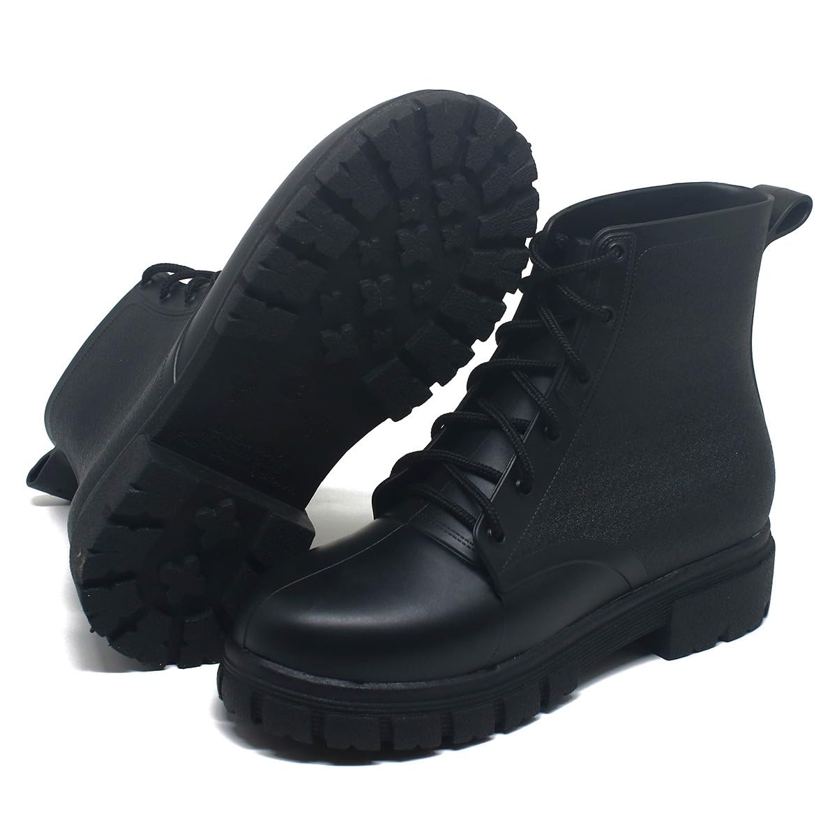 Coturno Bota Tratorado Infantil Emborachado Confortavel Preto em promoção! Veja a oferta e mais achadinhos de Botas & Galochas Infantis 5 Hoje é o melhor dia para comprar Coturno Bota Tratorado Infantil Emborachado Confortavel Preto com aquele preço maroto! Promoção! Aproveite a oferta! 5