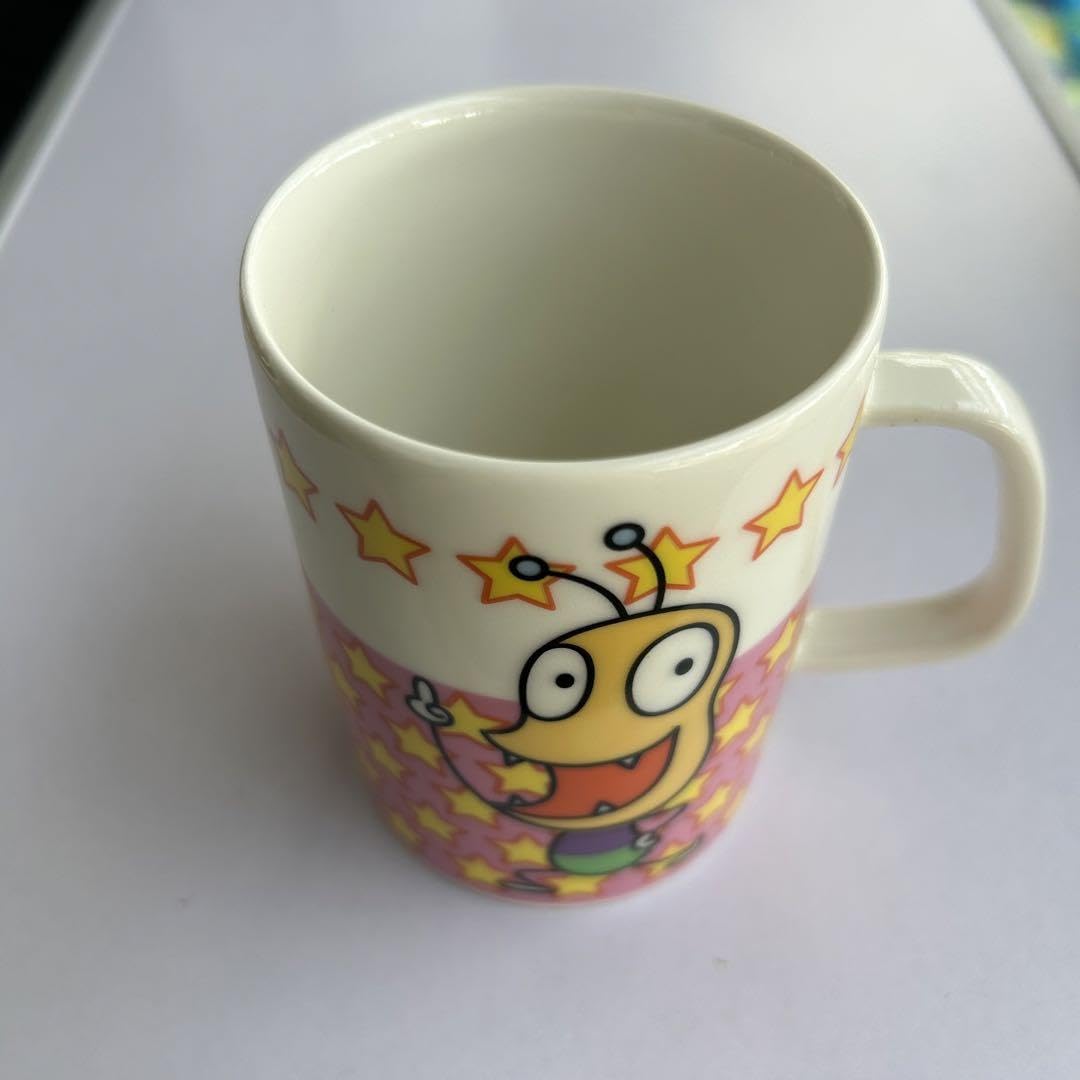 Amazon | おしりかじり虫 コップ | ノーブランド品 | 子ども用コップ