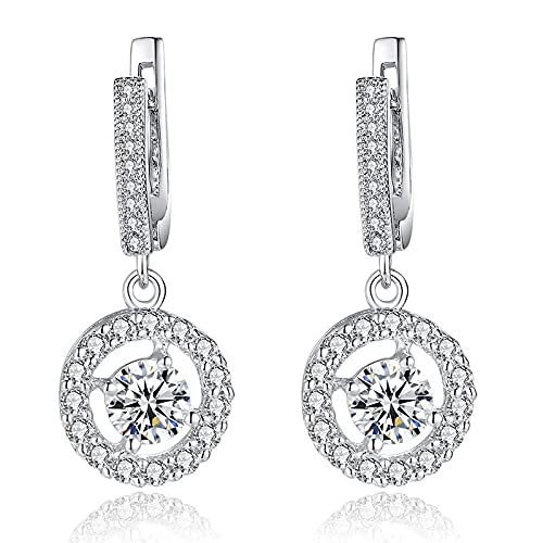 Boucles d'oreilles en argent pour femmes : l'élégance d'un bijou court et raffiné