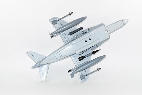 Miniatura 3 de VMA-231 Ace of Spades 2019 AV-8B Harrier Modelo, Caoba, Escala 130, Marines