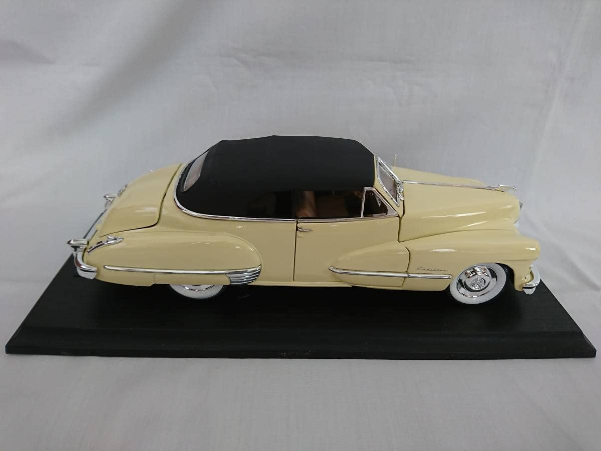 Anson 1/18 1947 キャデラック シリーズ 62 (Cadillac Series 62) + 1