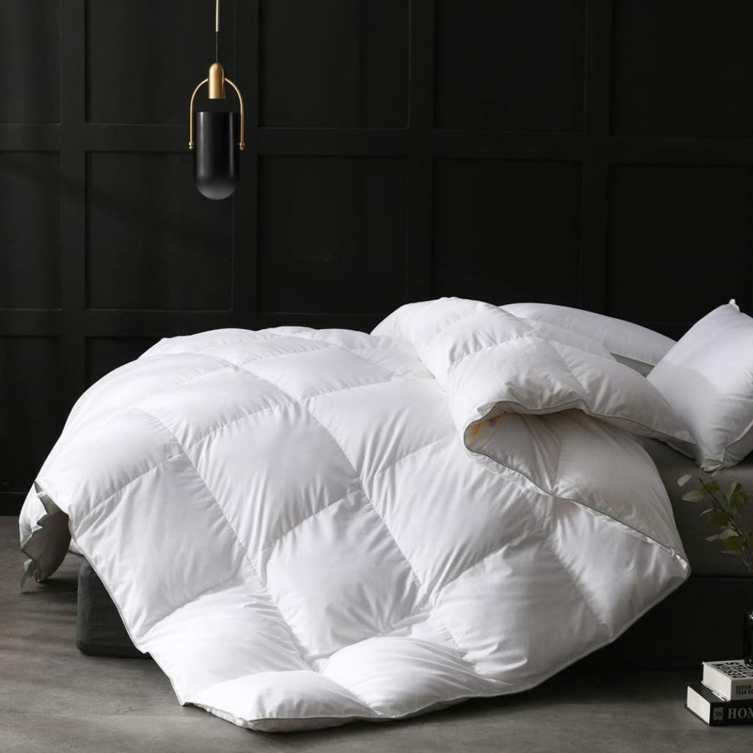 Luxury Hotel Quality Goose Feather & Down Duvet Quilts Super Soft warm 13.5 TOG (Super King Size: 260cm x 220cm)