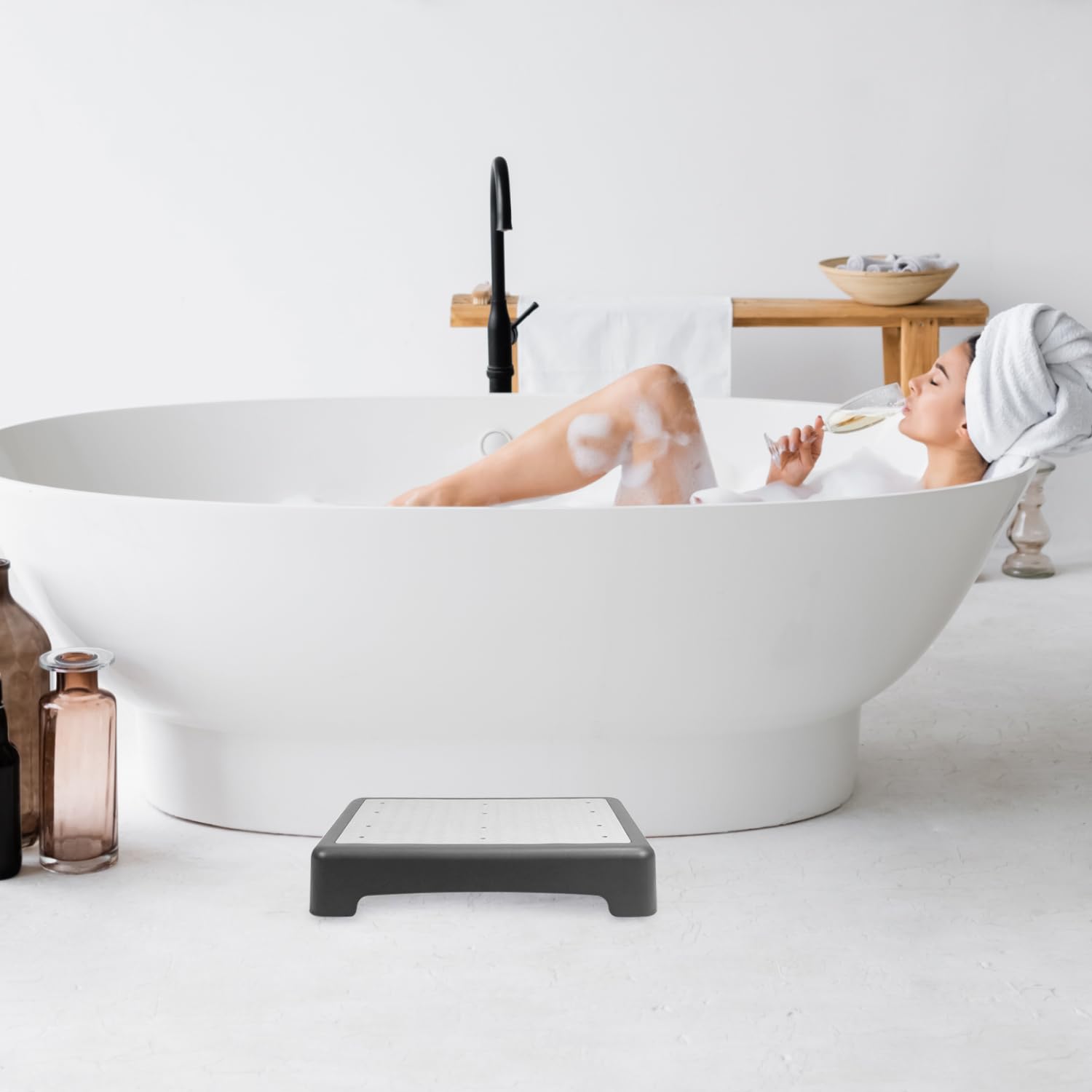 Sgabello Portatile 9cm Antiscivolo QWORK - Capacità 220kg Per Anziani, Doccia, Auto - Foto 3