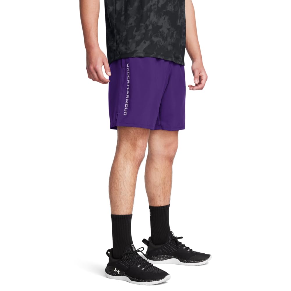 Under Armour Mens Woven Graphic Shorts Purple M