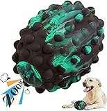 🐕Punto saliente de la superficie y diseño chirriante: cuando el perro mastica el juguete para masticar para limpiar los dientes del perro. Limpiar eficazmente los dientes y controlar el sarro y el crecimiento de la placa, promover las mandíbulas fuertes de su perro. Los juguetes chirriantes para perros crean sonidos divertidos durante la masticación, proporcionan un compromiso duradero que hace que masticar sea más emocionante para los perros.