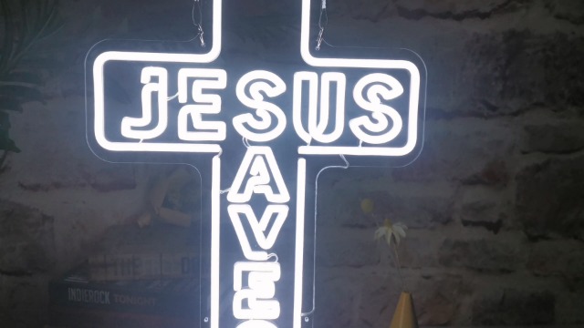 DUNACO Jesus Saves Neon Sign 20x14'' LED Light White Cross 3D Art
