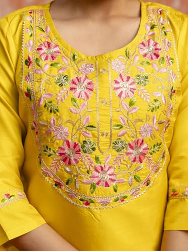 Image of VredeVogel Women's Silk Blend Embroidered Kurta Pant Set with Jacquard Dupatta | Modern & Traditional Blend Ethnic Wear Set