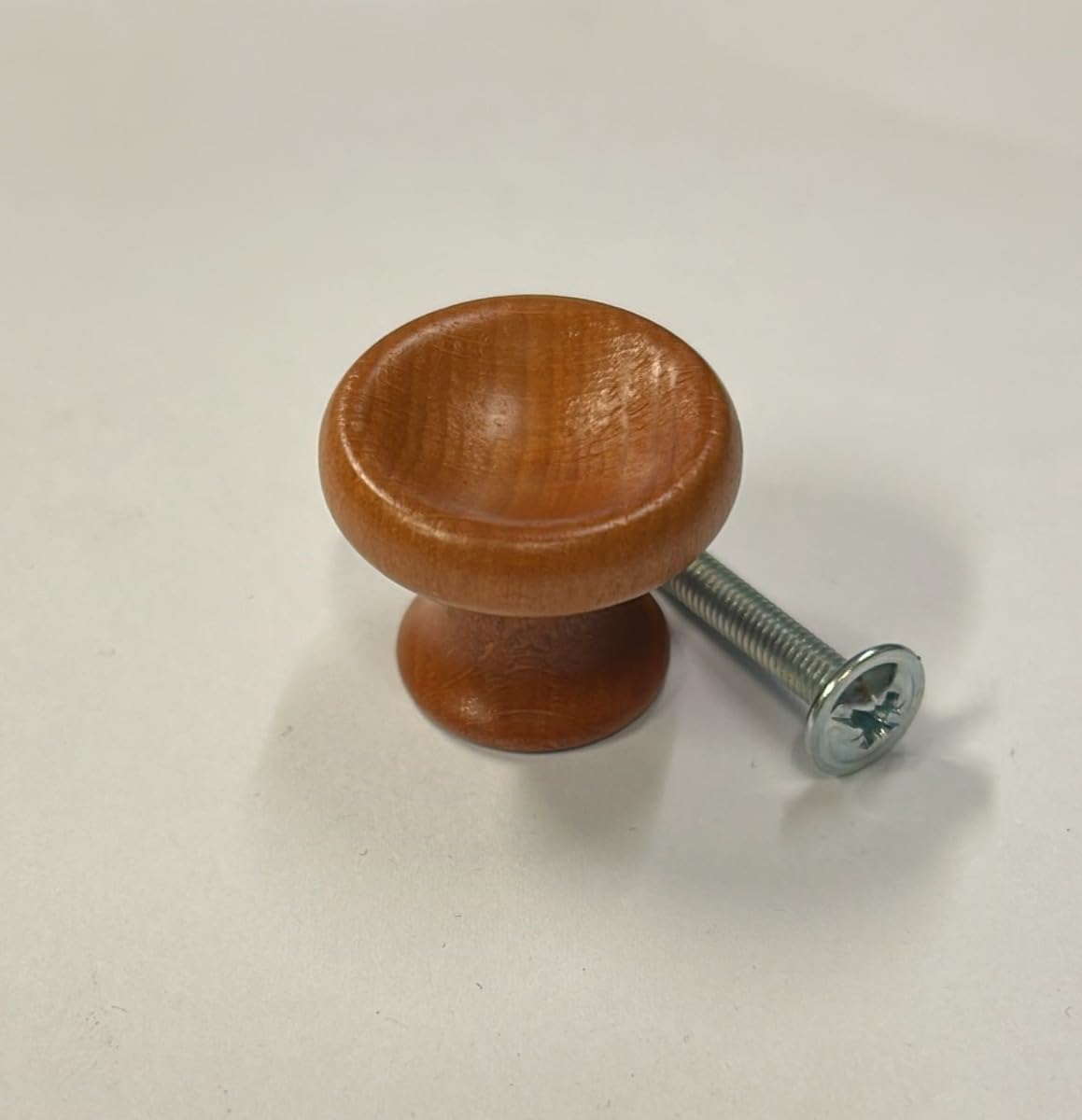 POMOLO in Legno di FAGGIO Colore CILIEGIO 27X22MM