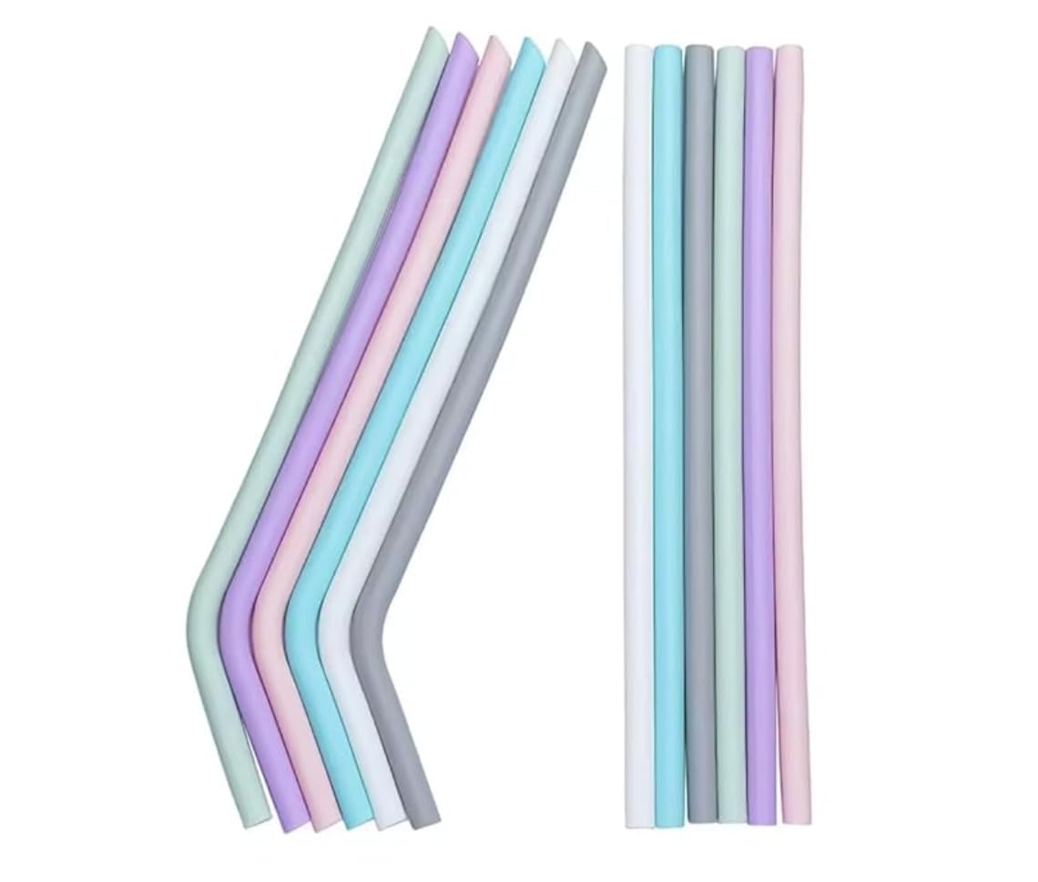 CasaLuxe_Set of 5: Food Grade Silicone Straw with Cleaning Brush for Boba Tea,Smoothies,Wide Straw, Kids Friendly, Dishwasher Safe,Easy to Clean,(2 Straight + 2 Bent +1 Brush) (B0CZYPVKXD) Amazon Price History, Amazon Price Tracker