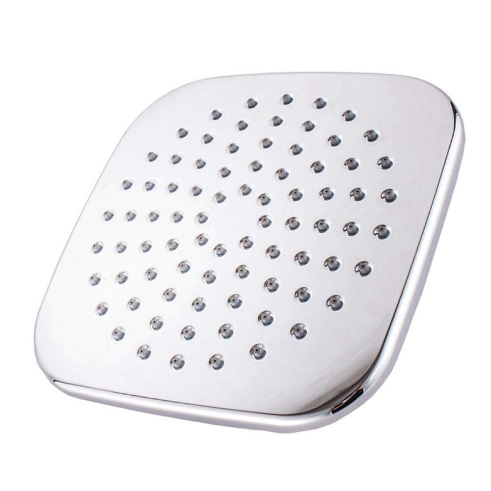 Pommeau de douche effet cascade pour une salle de bain spa moderne