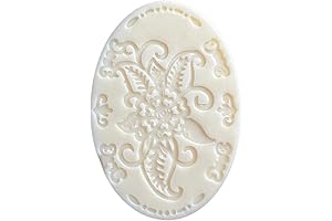 Rich and Fragrant Shea Butter Soap in 'Strawberry Cheesecake' Encapsulates the Sweetness of Strawberries