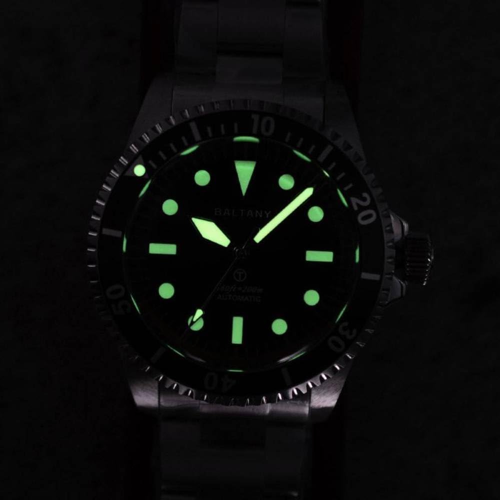 Sub Retro Dive Watch with 200m Waterproof, Military Style Watch for Men