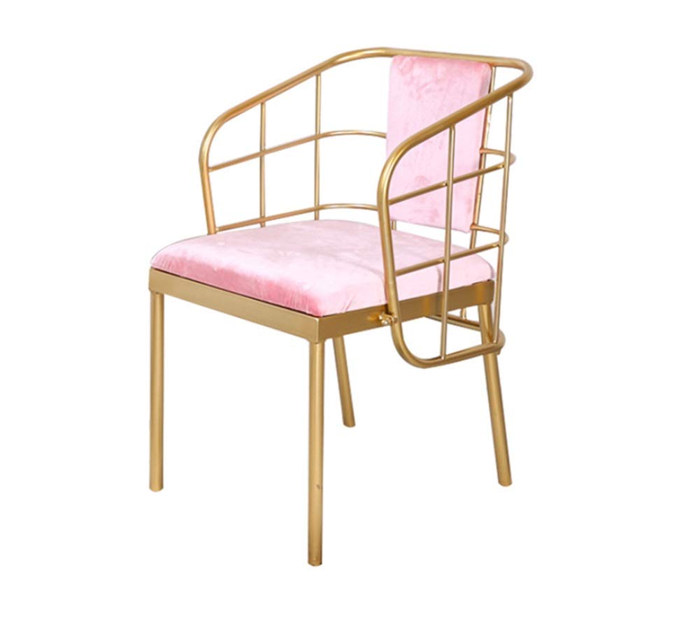 Chaise en Fer Forgé et Table Ronde pour Gagner de l'Espace avec Style