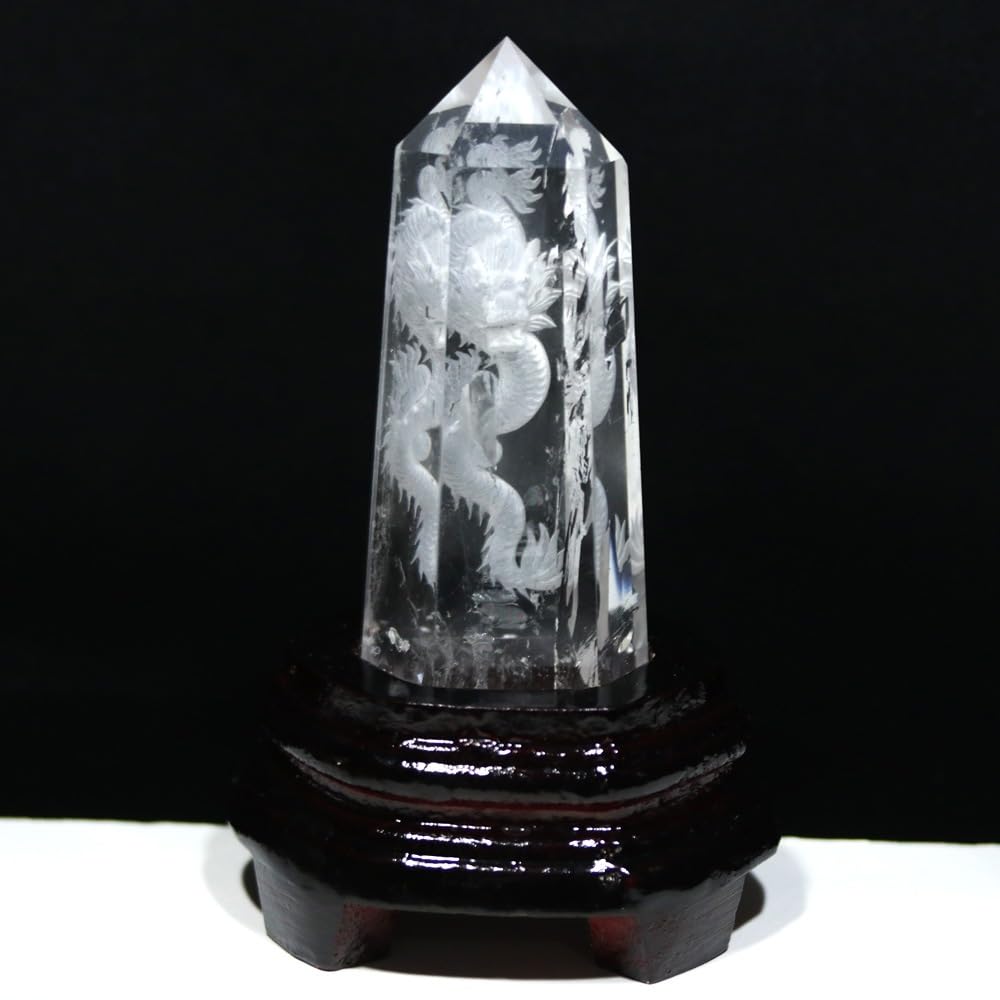 水晶　龍　縁起物　石　石製　石彫　石彫り　置物 縁起のよい水晶彫刻 龍の置物 ｜ 幸せを呼ぶ石PAX