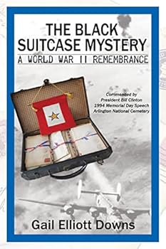 Paperback The Black Suitcase Mystery Book