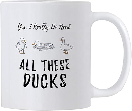 Casitika Tazas de café divertidas de pato. Yes I Really Do Need All These Ducks. Taza de 11 onzas para un granjero de esa loca dama de pato en ti.