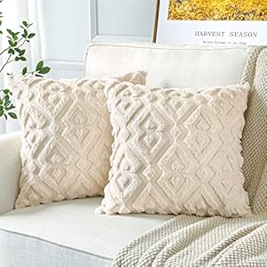 Artscope Set of 2 Wool Cushion Covers Soft Plush Short Wool Velvet Decorative Cushion Covers Luxury Sofa Cushion European Cushion Cover for Sofa Bedroom Geometric Cream Beige 45 x 45 cm