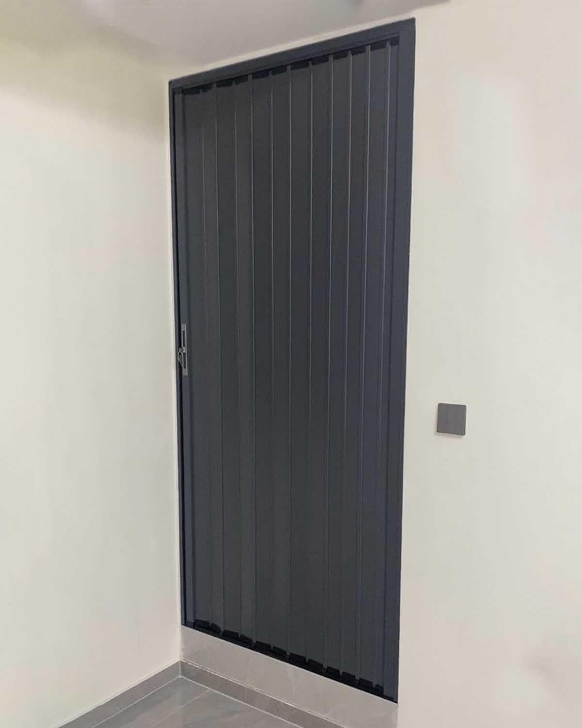 Porte concertina en aluminium 99x203 cm avec serrure pour placard
