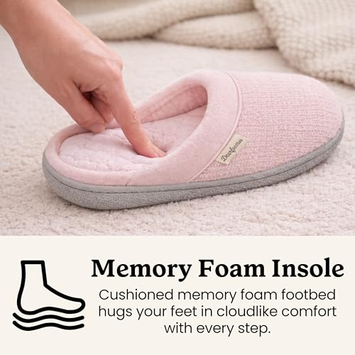 Image of Dearfoams Women's Samantha Knit Closed Toe Scuff Slipper