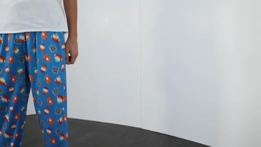South Park Pyjama Set voor heren | Volwassenen klassieke karakter komedie witte korte mouw grafische Tee & zwart All Over Print lange been bodems pyjama's | Cartman Kenny Stan Kyle grappige