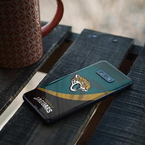 Skinit Decal Phone Skin Compatible with Samsung Galaxy S10e - Officially Licensed NFL Jacksonville Jaguars Flag Design